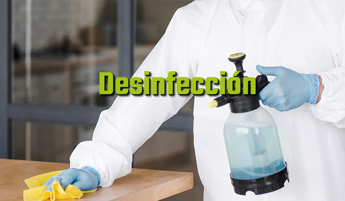 La desinfección es un proceso químico o físico que reduce la cantidad de microorganismos patógenos (como bacterias y virus) en superficies u objetos inanimados a un nivel que no daña la salud.